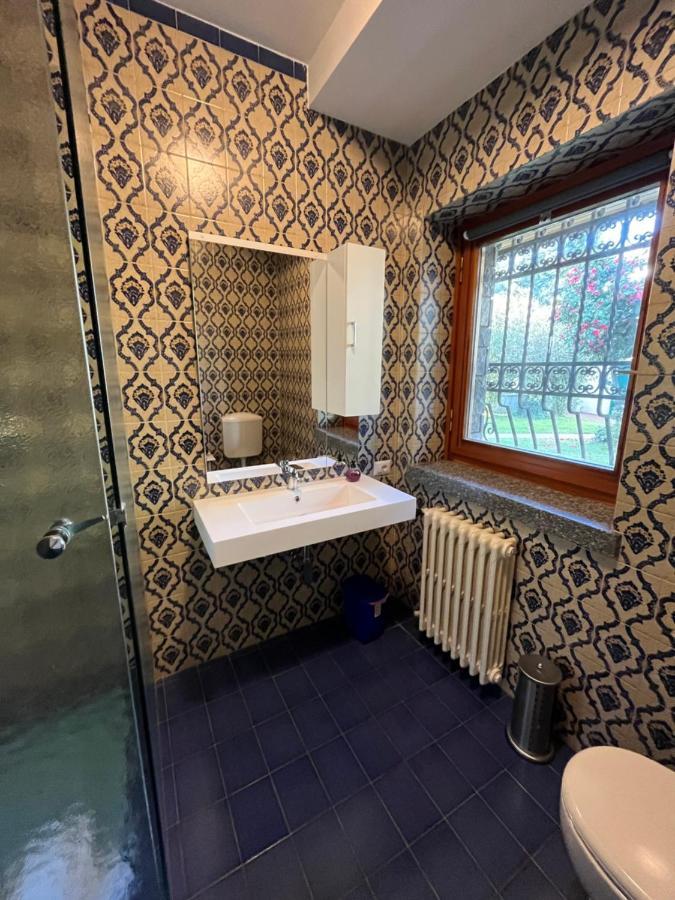 Bella Vita Guesthouse -Parcheggio Privato Interno Arona Zewnętrze zdjęcie