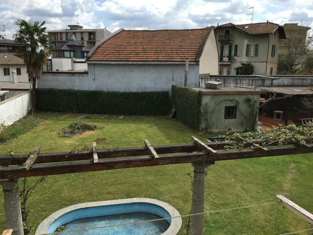 Bella Vita Guesthouse -Parcheggio Privato Interno Arona Zewnętrze zdjęcie
